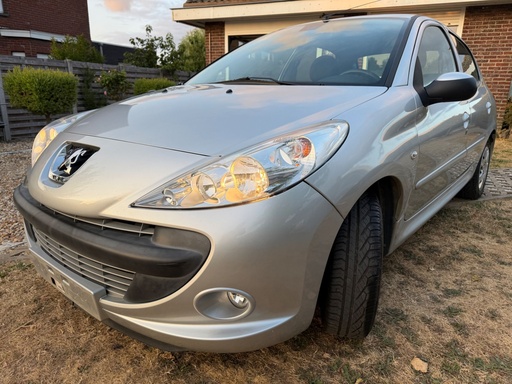 Peugeot 206+